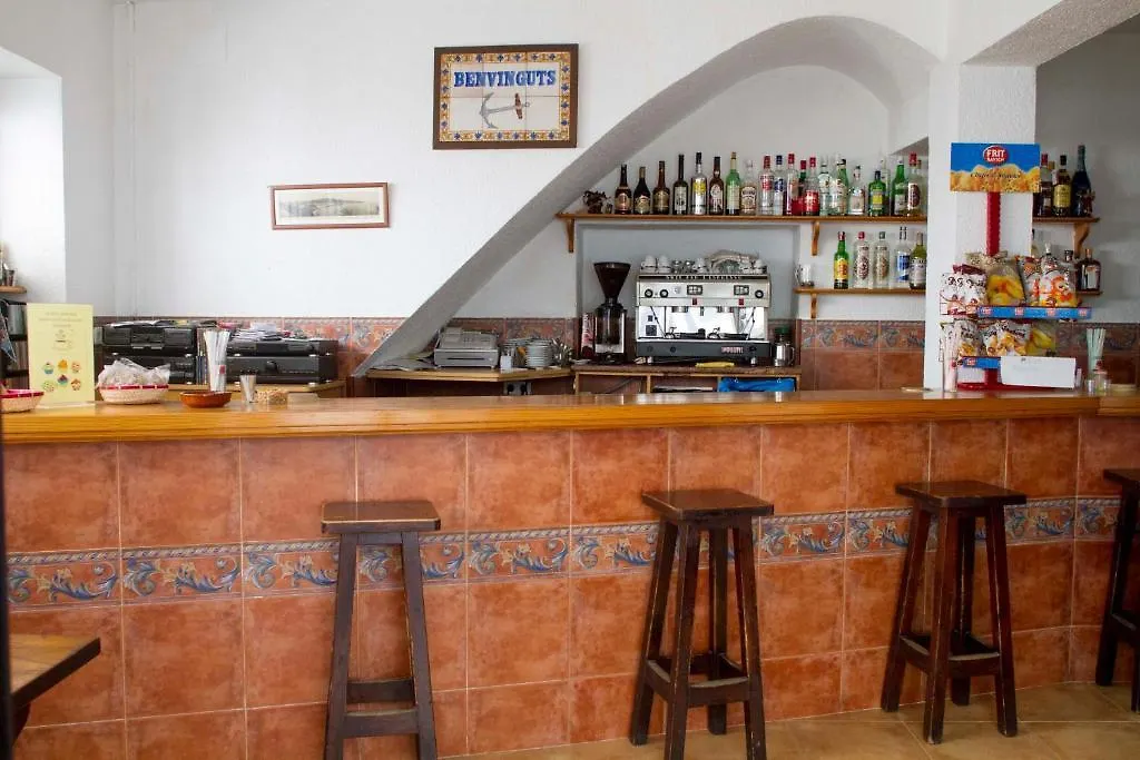 Hostal Ancora-1