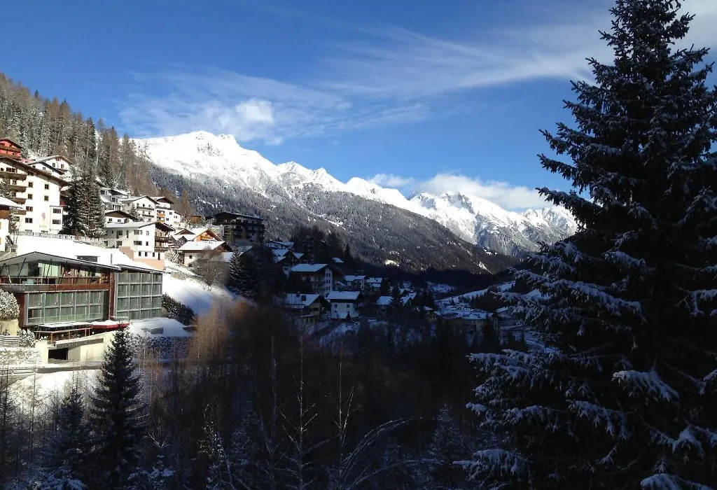"Quality Hosts Arlberg" Hotel-Gasthof Freisleben-1