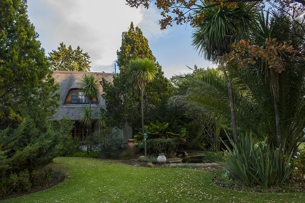 Emtonjeni Country Lodge-1