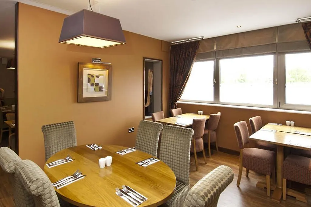 Premier Inn London Hanger Lane-1