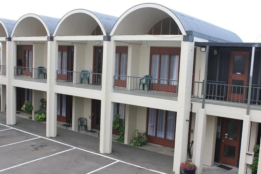 Elmore Lodge Motel-1
