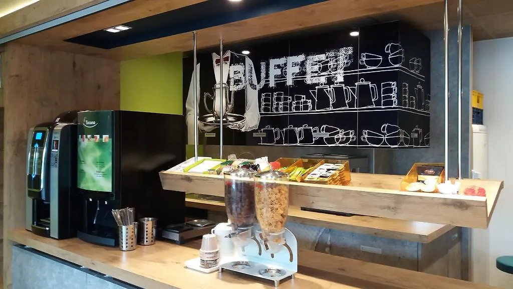Ibis Budget Concarneau-1