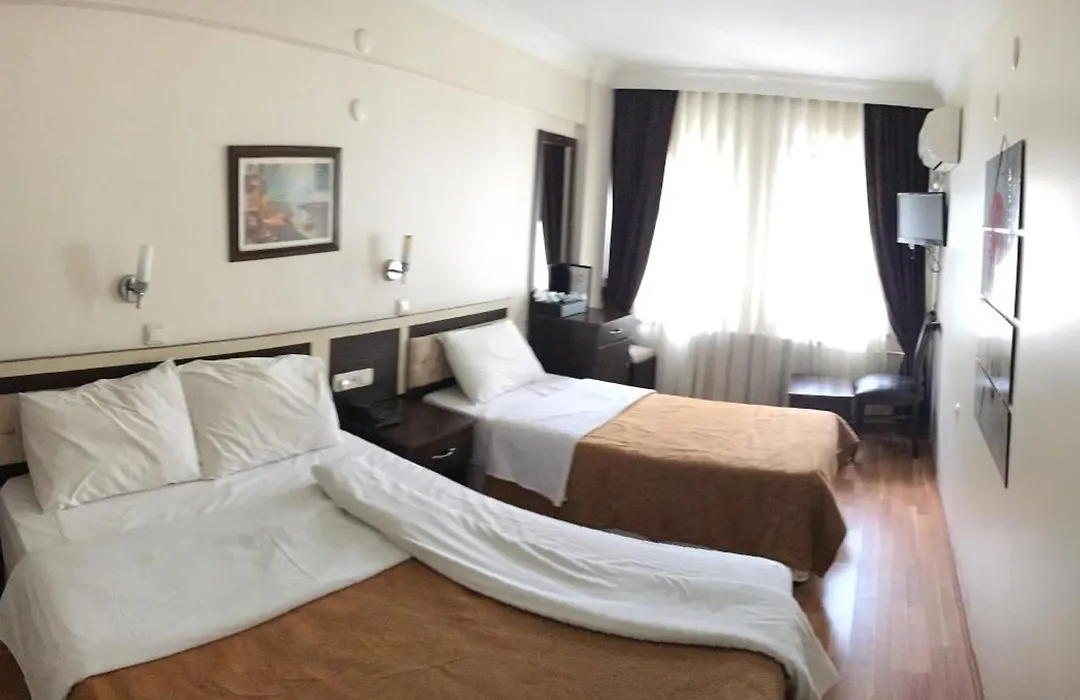 Hotel Grand Mark-1