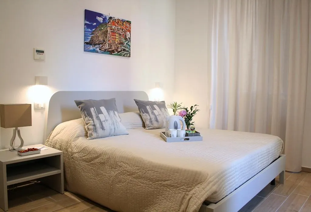 Real Rooms-1