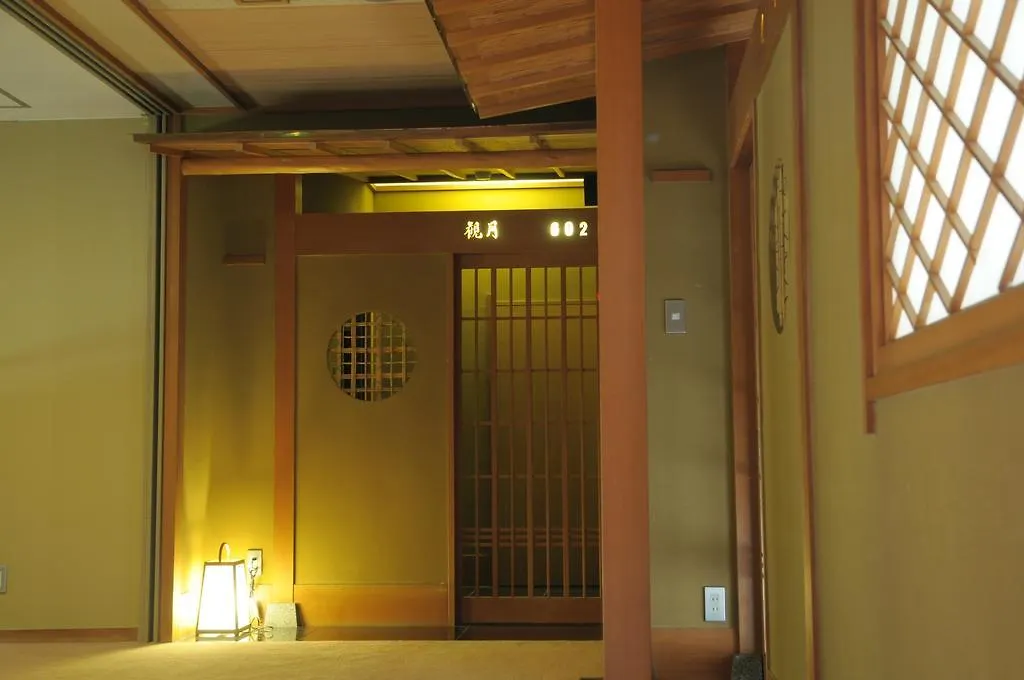 Yugawara Onsen Kawasegien Isuzu Hotel-1