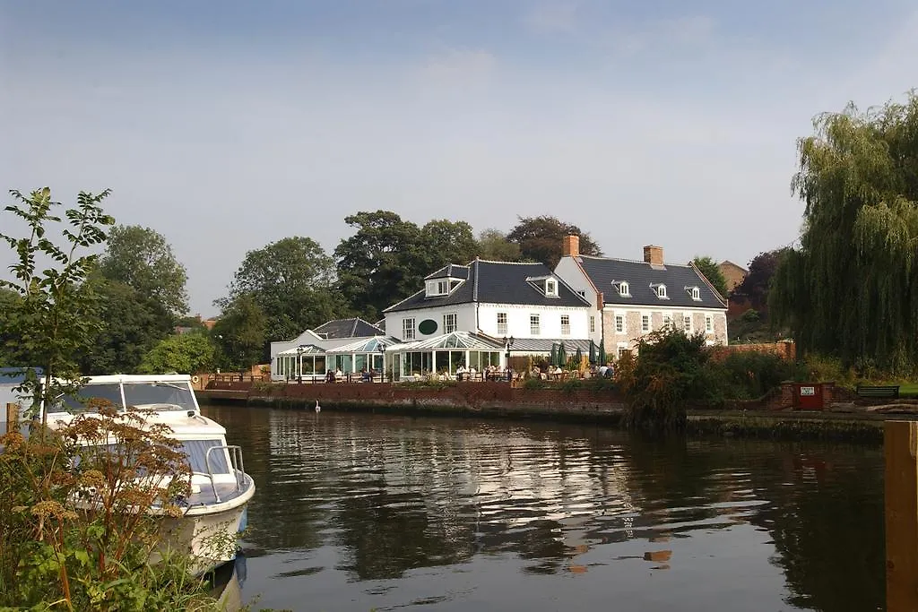Waveney House Hotel-1