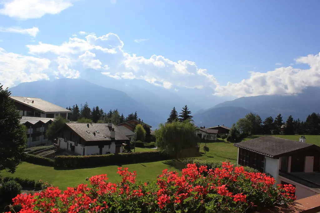 Petit Paradis-1