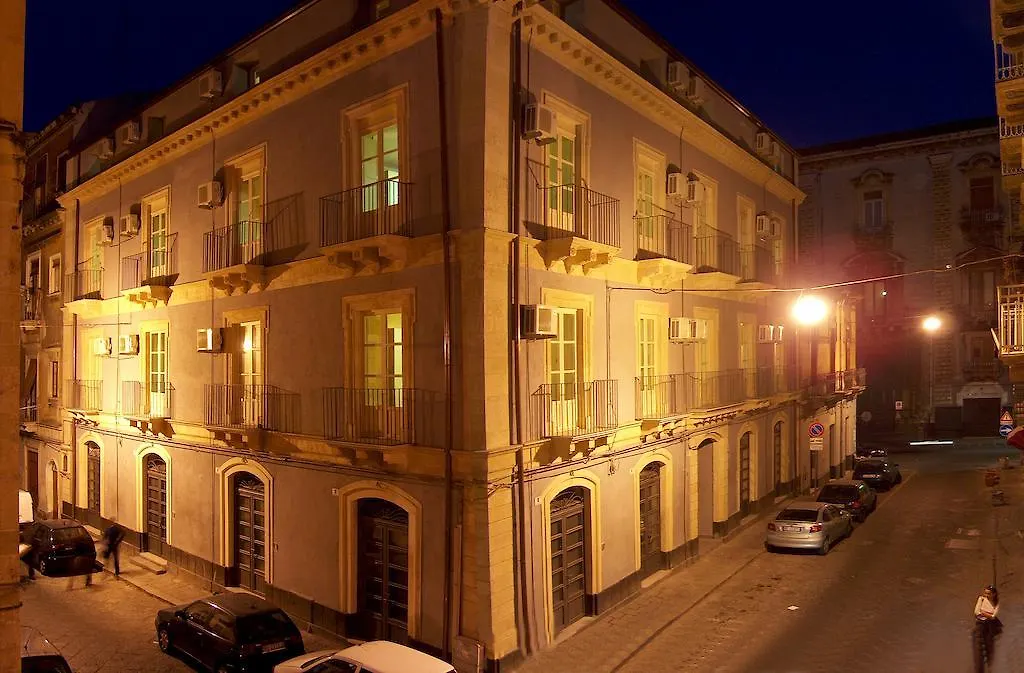 Politi Aparthotel-1