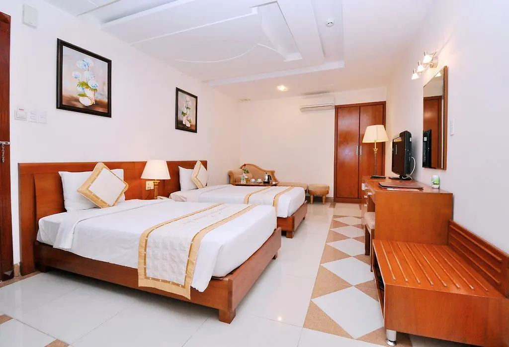 Tan Hoang Long Hotel-1