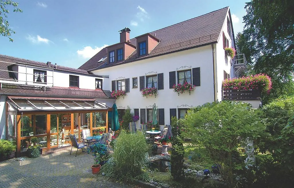 Arrivel Hotel Am Bergson-1