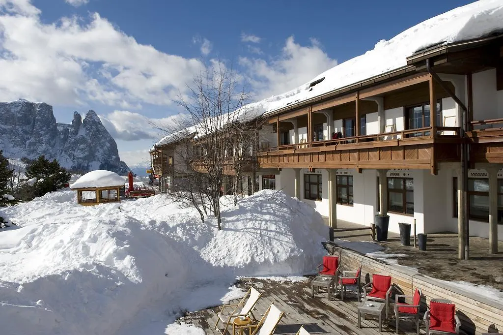 Seiser Alm Plaza-1