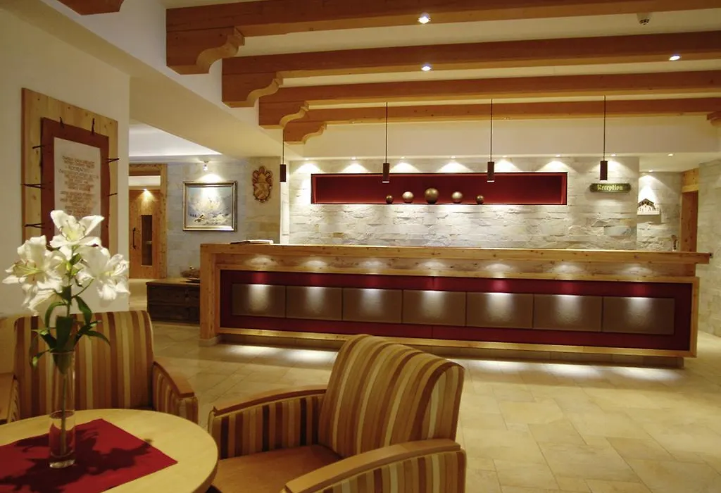 Hotel Konradin-1