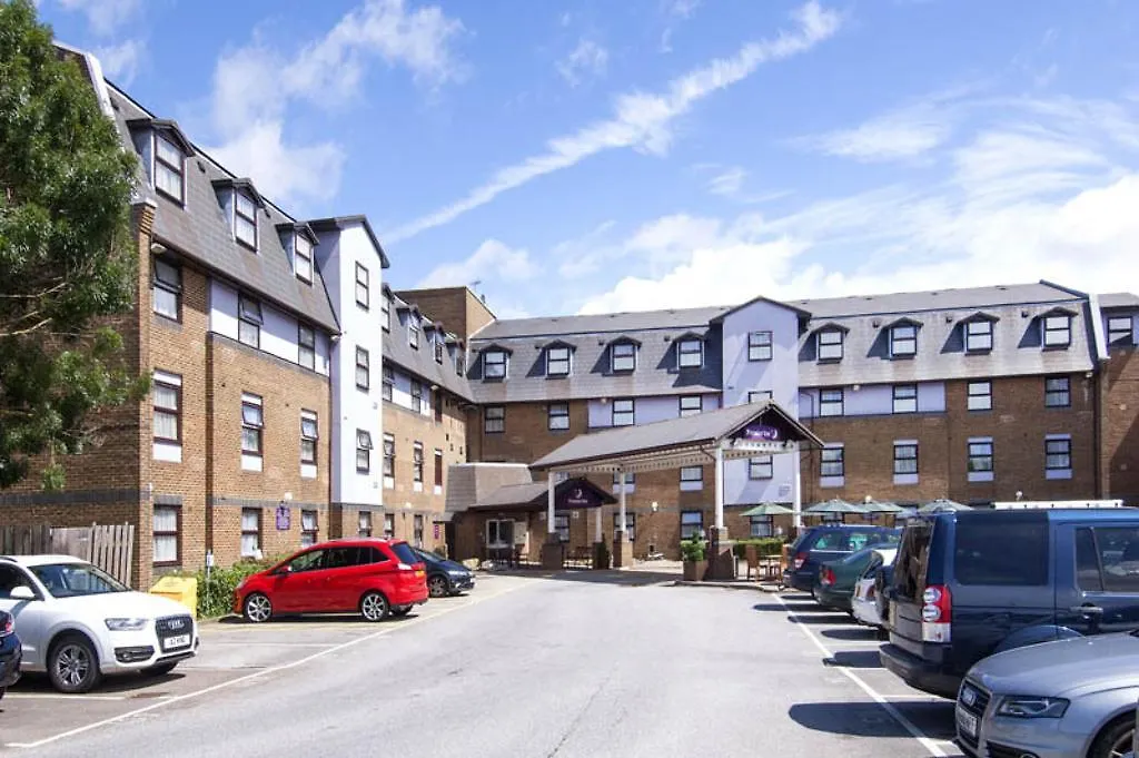 Premier Inn London Gatwick Airport A23-1