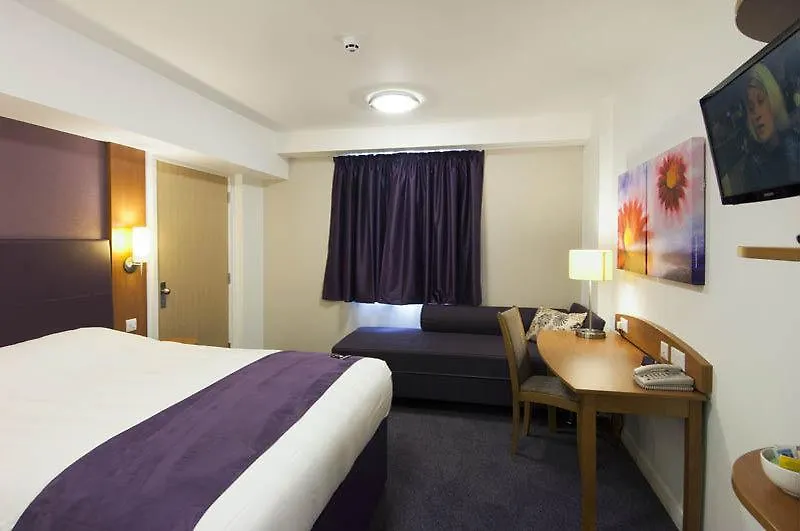 Premier Inn Plymouth East-1