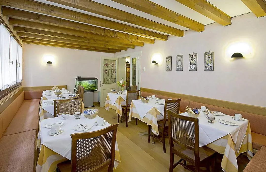 Hotel Spagna-1