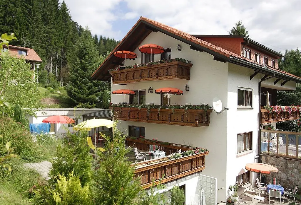 Haus Bernhardt-Fromm-1