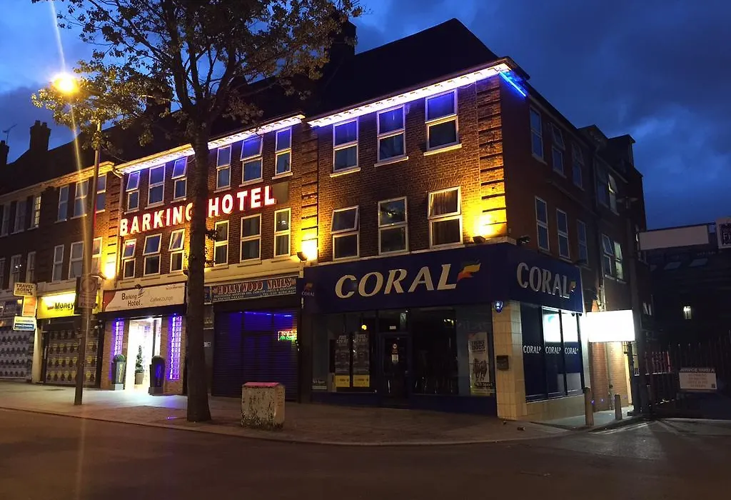 Barking Hotel-1