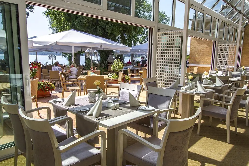 Falk Seehotel Plau Am See-1