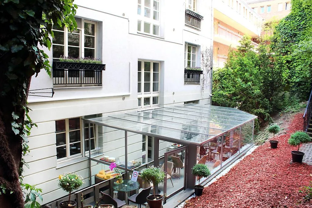 Milford Suites Budapest-1