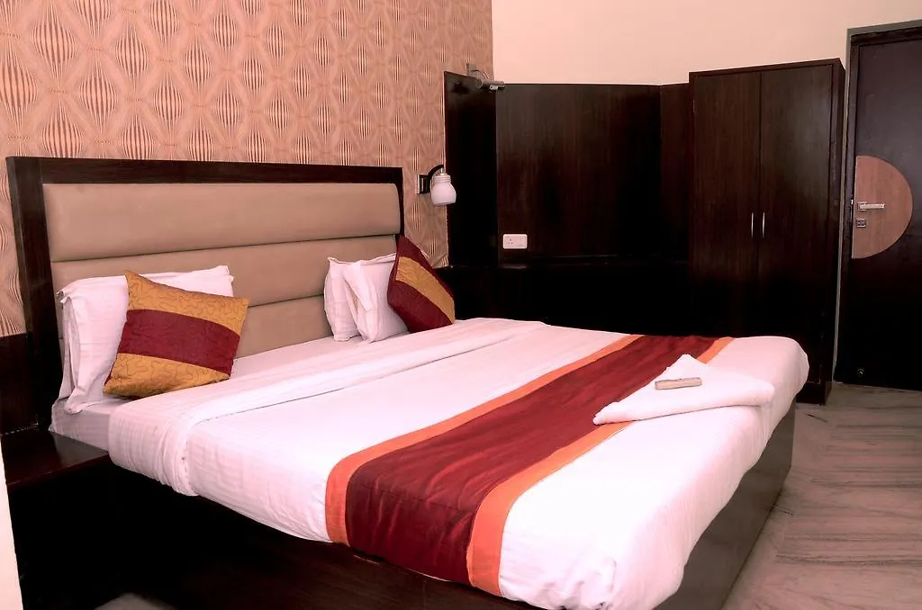 Hotel Kartikey-1