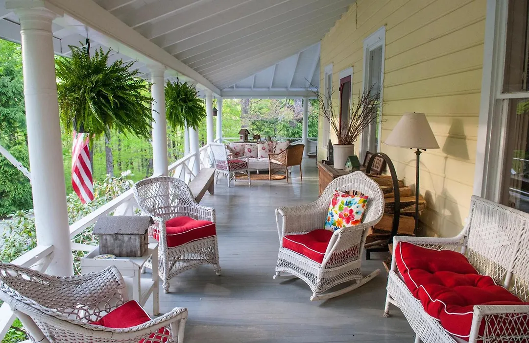 Orchard Inn-1