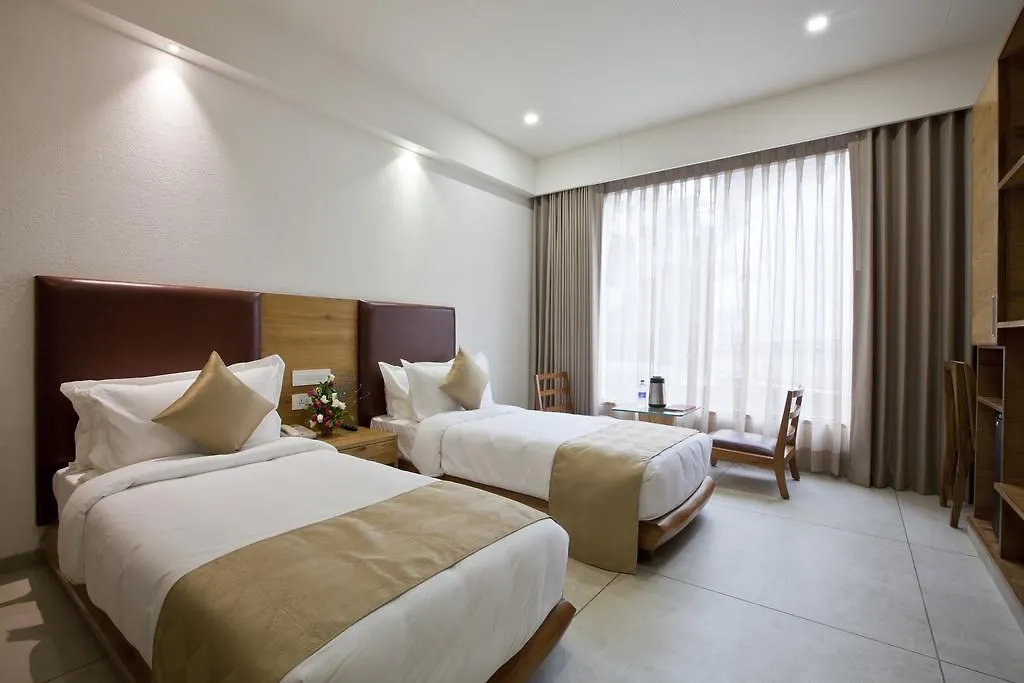 Hotel Rezaas-1