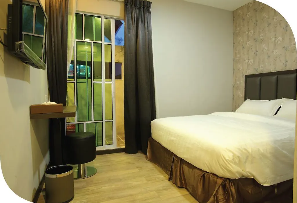 Eatern Hotel-1
