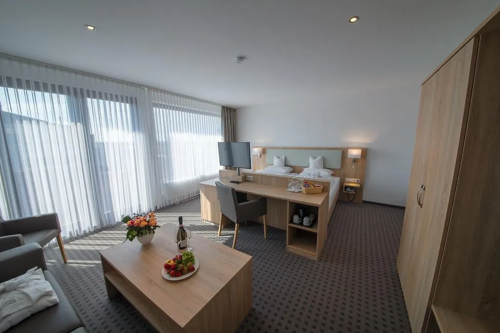 Wellness Hotel Harms-1