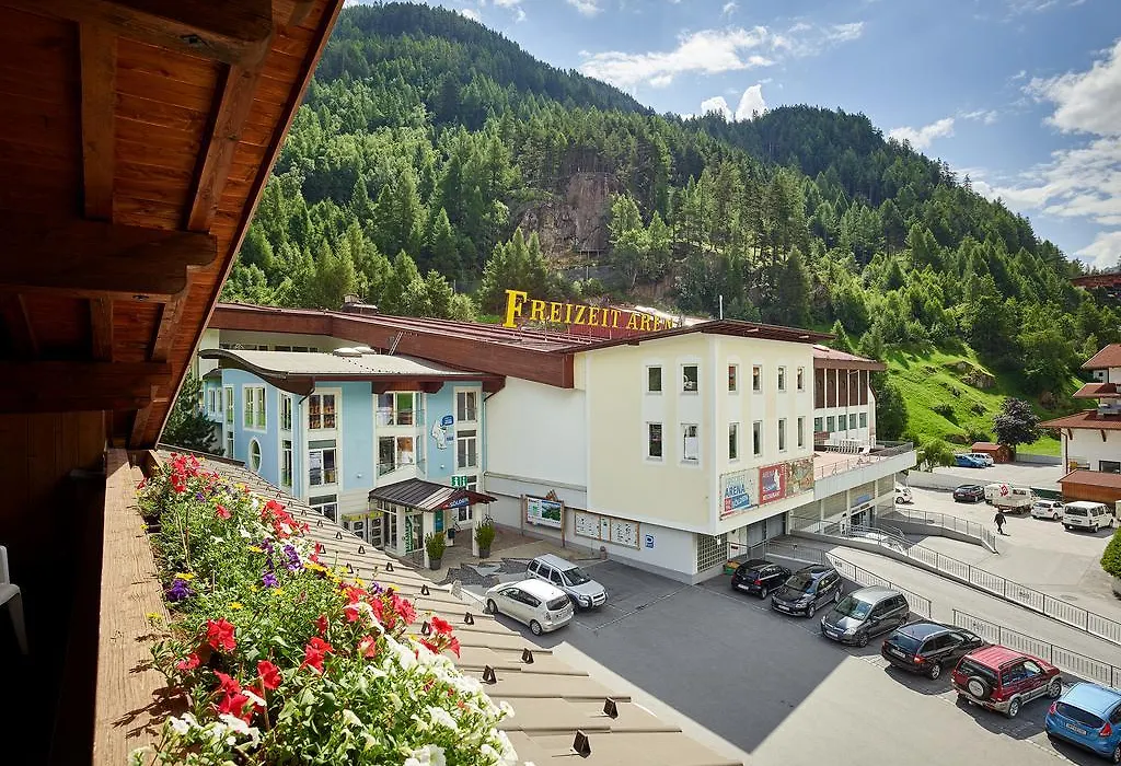 Hotel Das Zentrum-1