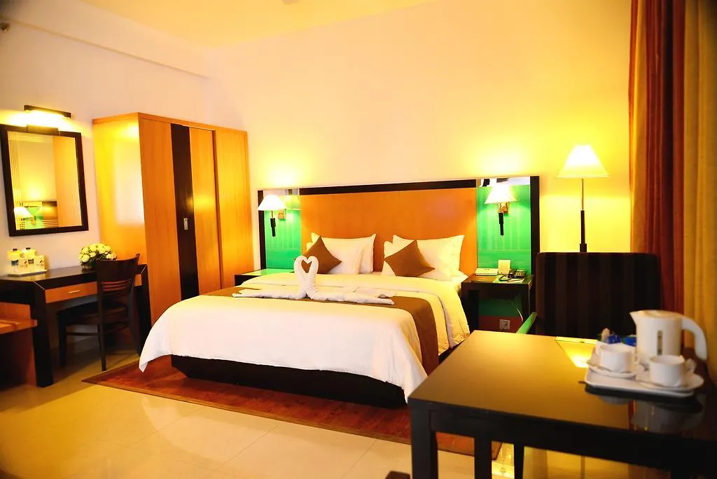 The Mercy Luxury Business Hotel-1
