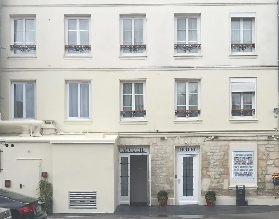 Hotel L'Avenue-1