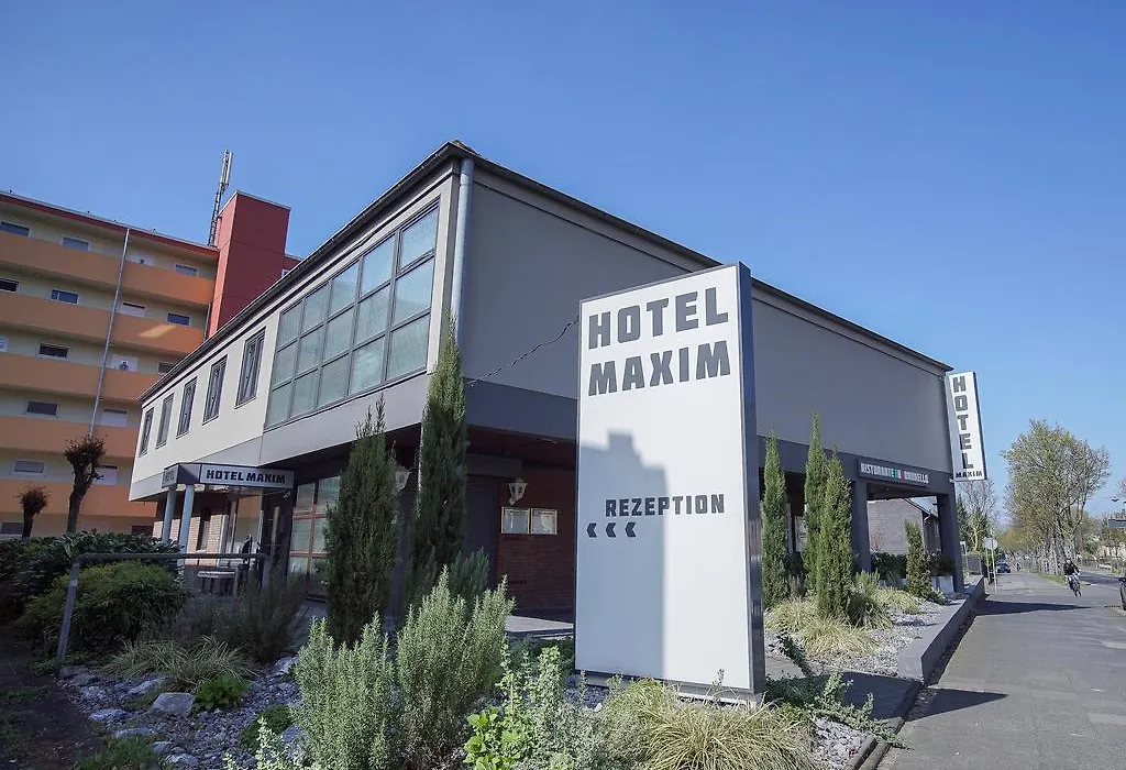 Hotel Maxim-1