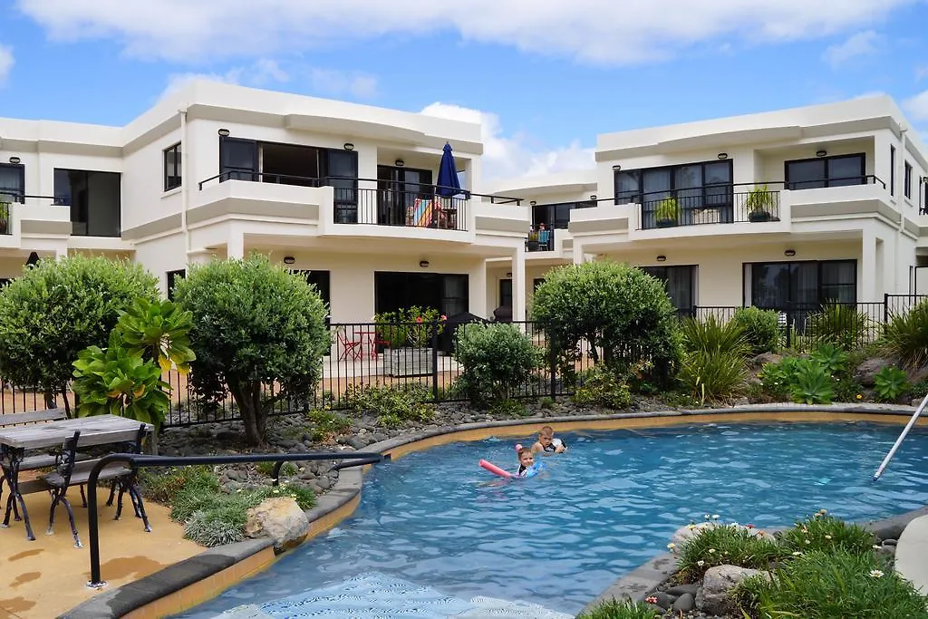 Ocean Breeze Resort Pauanui-1