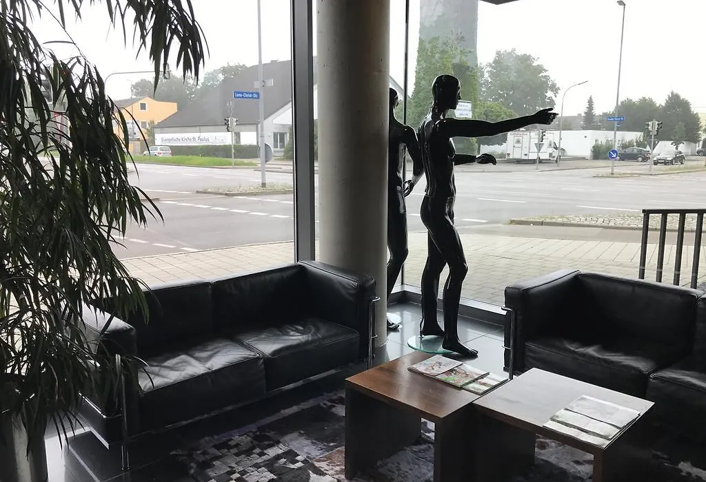Kult Hotel-1