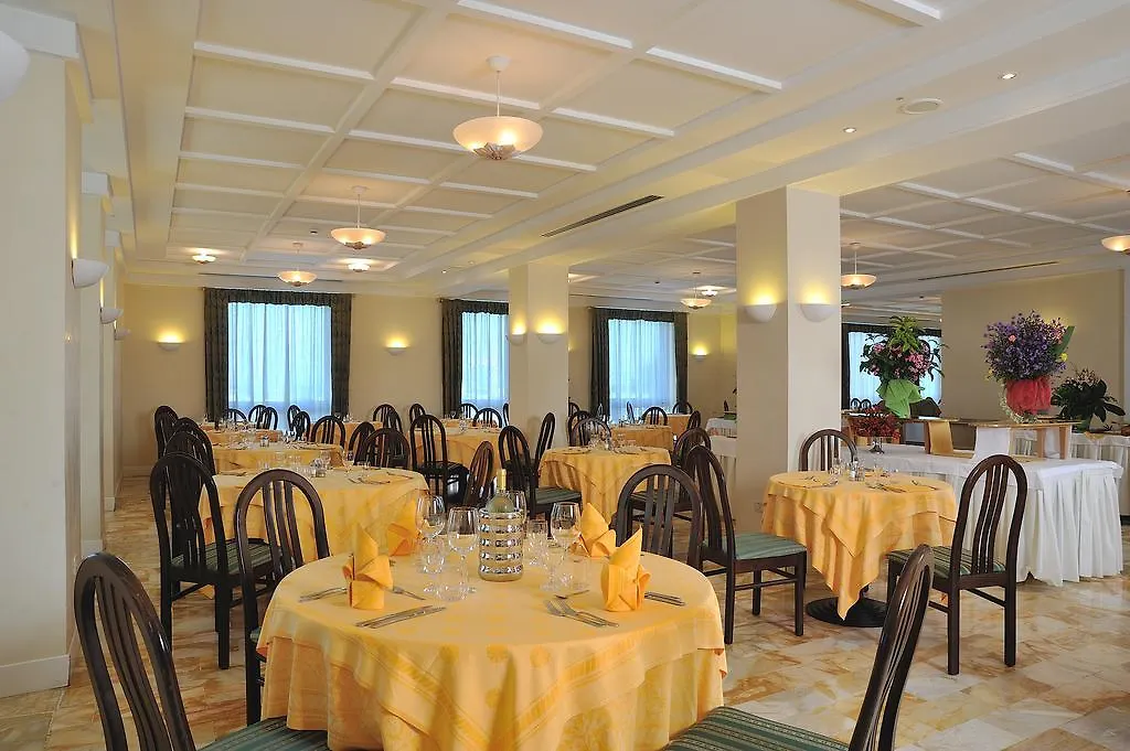 Hotel De France-1