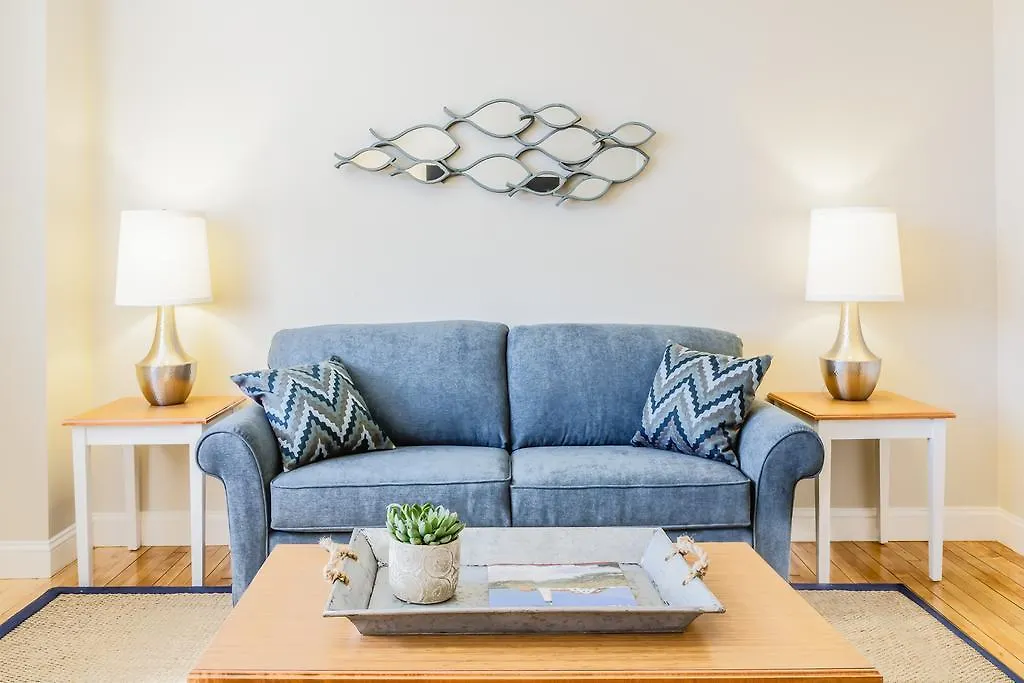 Winthrop Beach Inn And Suites Boston Logan Airport (Adults Only)-1