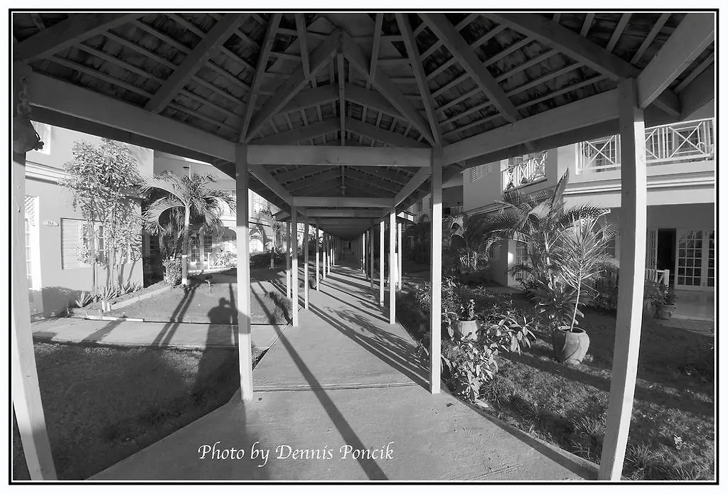 Beachcomber Club Resort-1