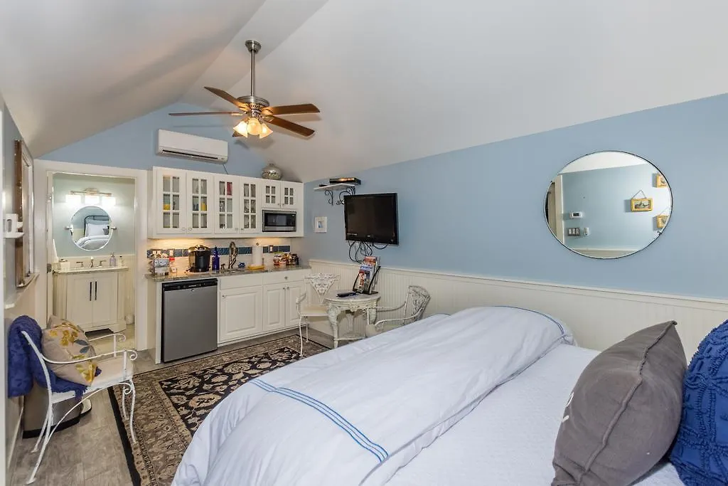 Agape Cottage-1