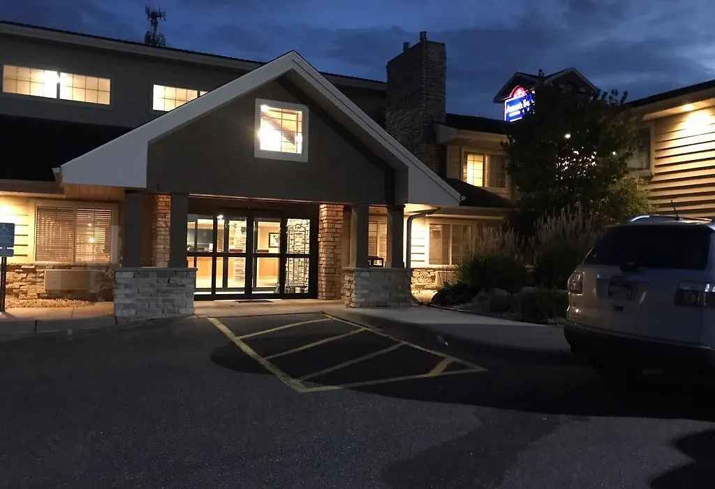 Americinn By Wyndham Hotel And Suites Long Lake-1