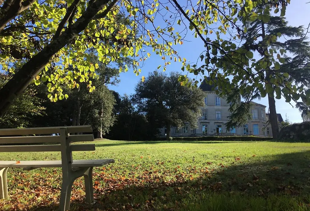 Hotel Domaine Du Breuil Cognac-1