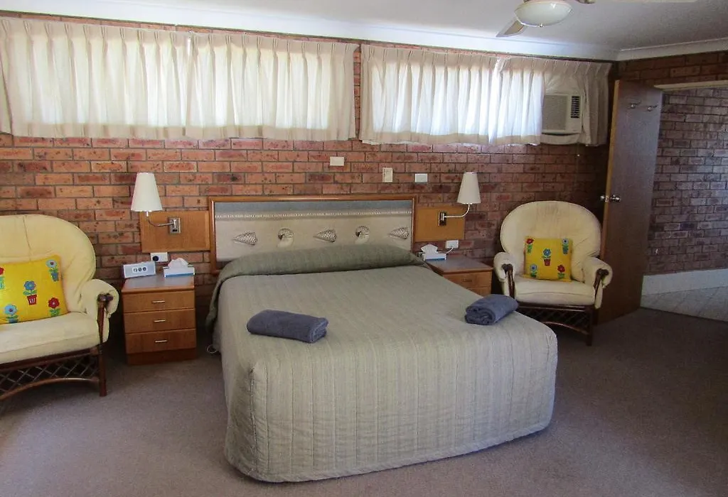 Beach Drive Motel-1