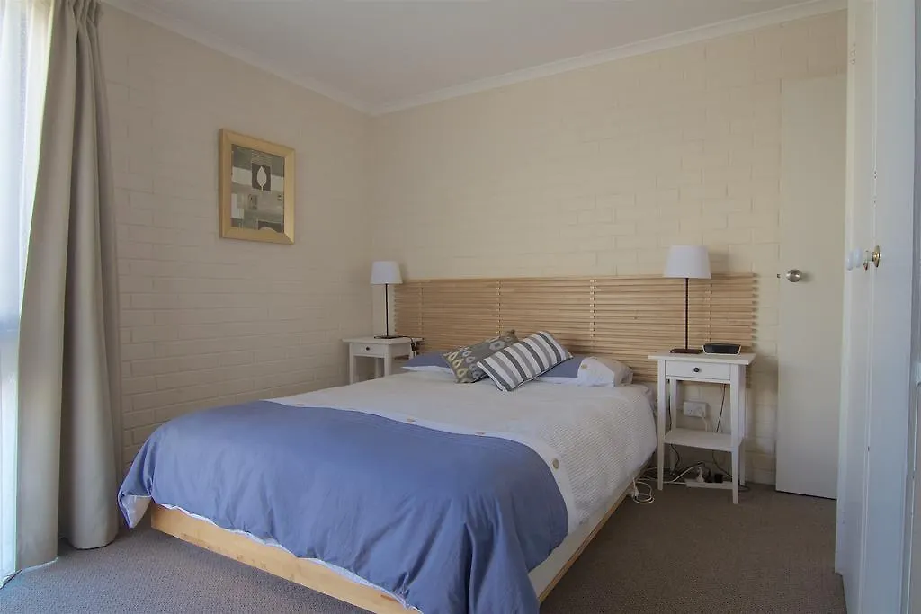The Sands Holiday Apartments-1