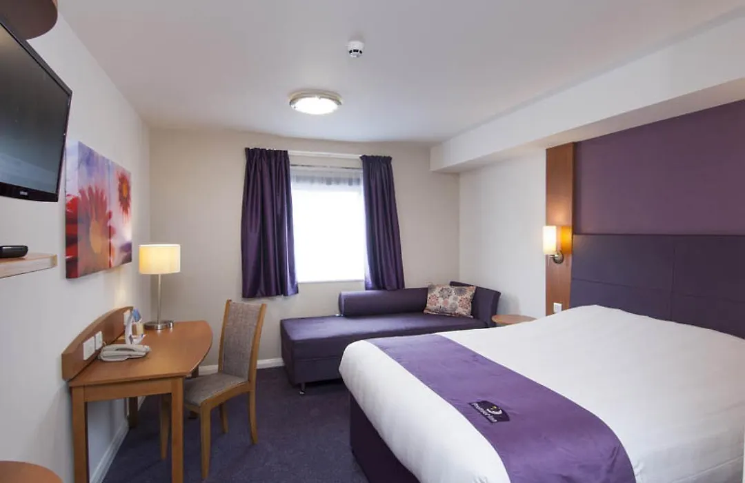 Premier Inn South Mimms/Potters Bar-1