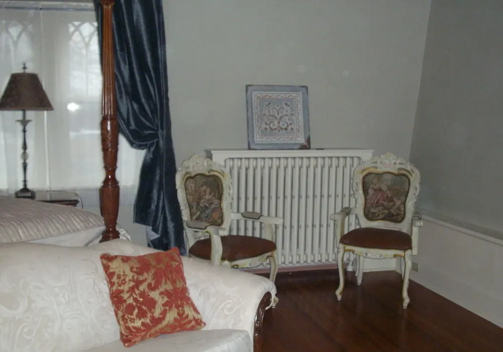 Christmas House Bed & Breakfast-1