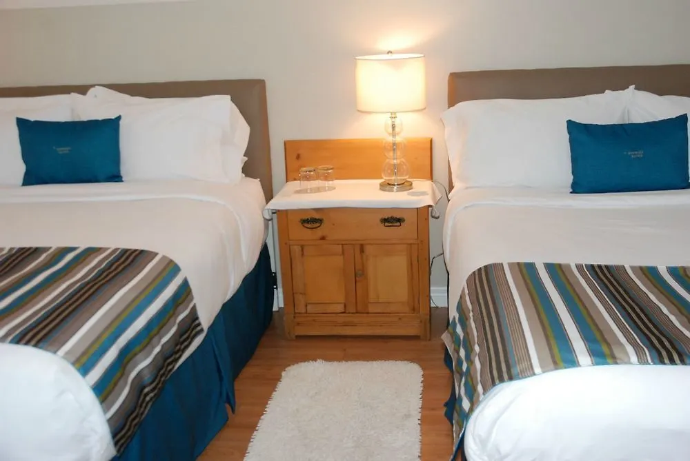 Shamrock Suites-1