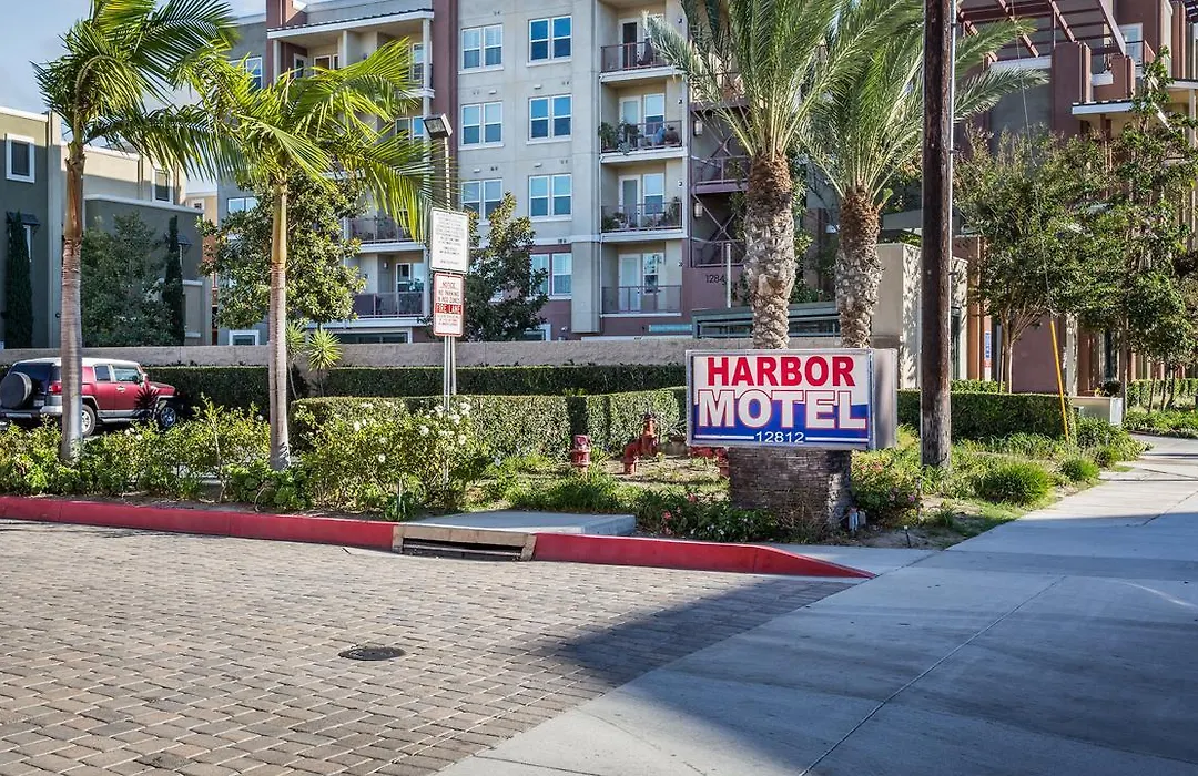 Harbor Motel-1