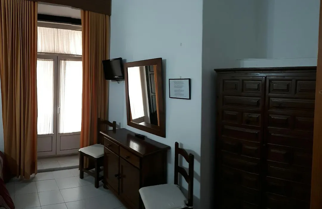 Hostal Manolo-1