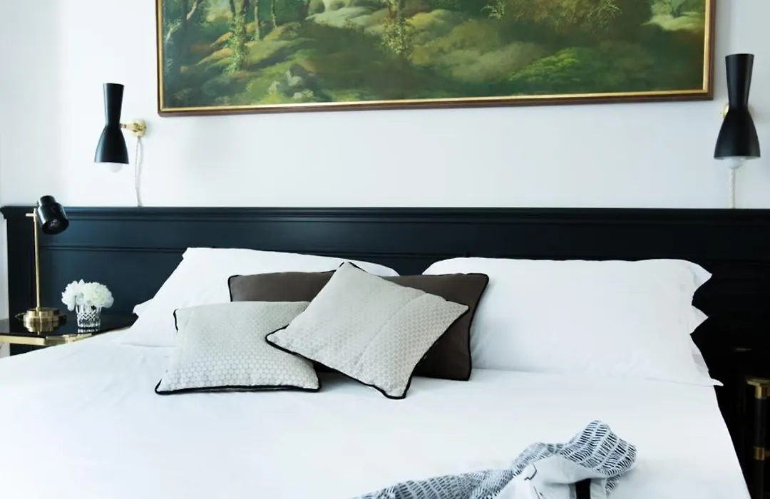 Soprarno Suites-1