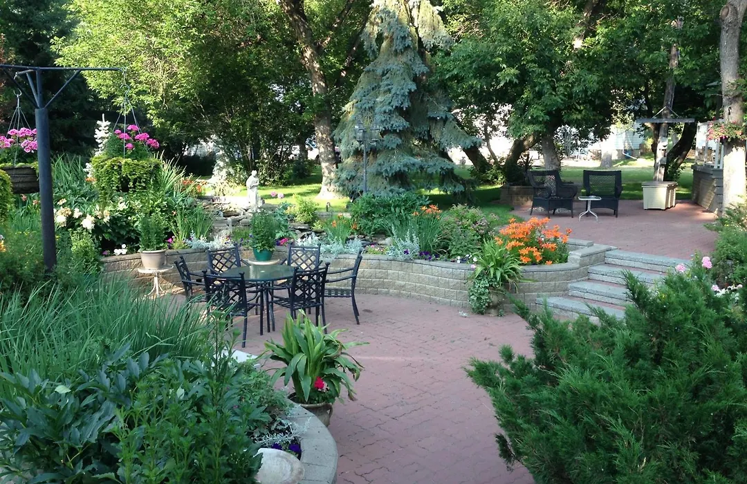 Mcdougall Lane Bed & Breakfast-1