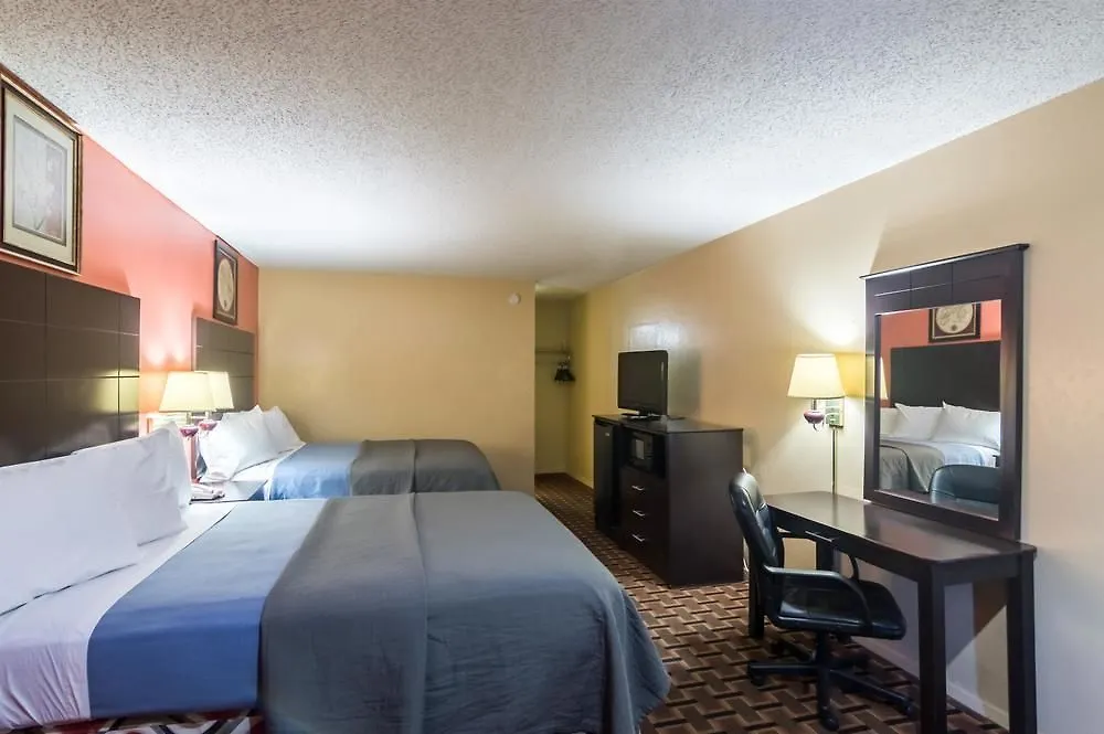 Red Roof Inn & Suites San Angelo-1